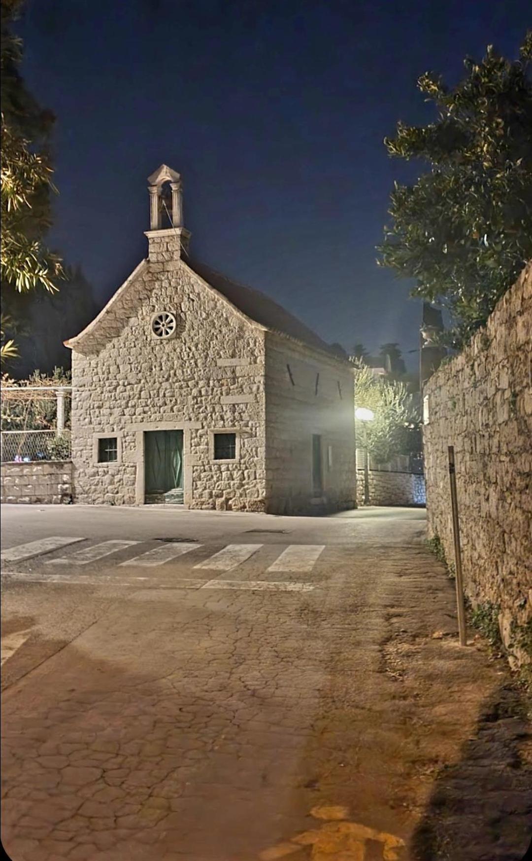 By Osibov, Diamondfish Apartment Kastela Exterior photo