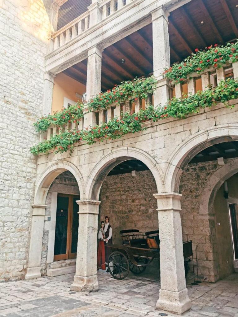 By Osibov, Diamondfish Apartment Kastela Exterior photo